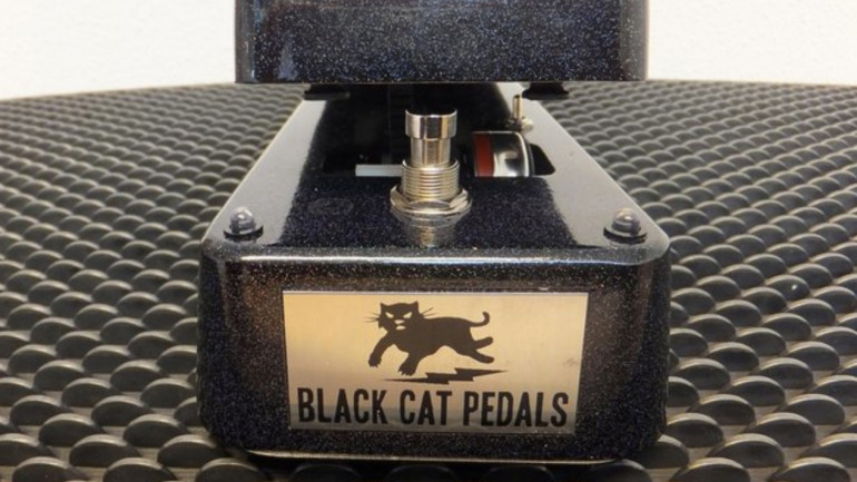 Black Cat Pedals Release the Mona Wah